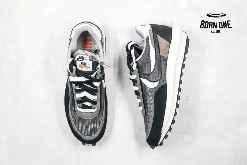 Nike Waffle Sacai Black Nike Waffle Sacai Black