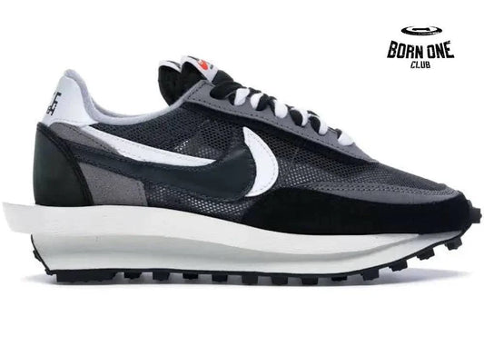 Nike Waffle Sacai Black Nike Waffle Sacai Black