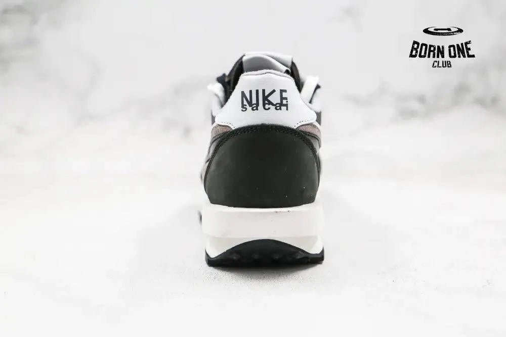 Nike Waffle Sacai Black Nike Waffle Sacai Black