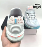 NIKE ZOOM G.T. CUT 2 x AVANT-GARDE