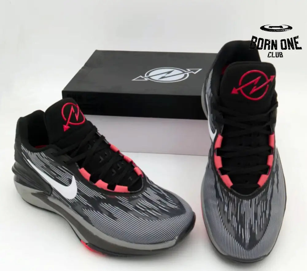 NIKE ZOOM G.T. CUT 2 x BLACK BRIGHT CRIMSON