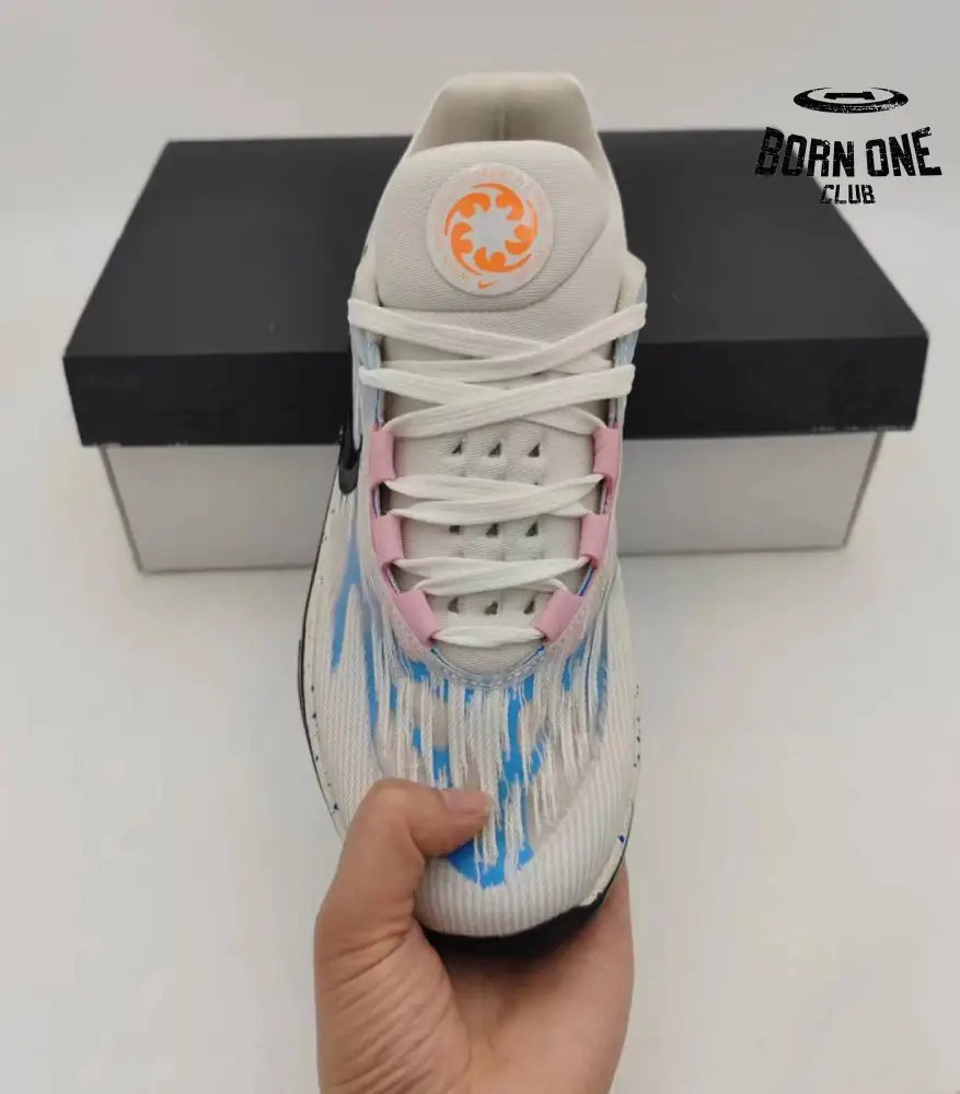 NIKE ZOOM G.T. CUT 2 x WE ARE ALL GREATER