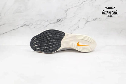 Nike ZoomX Vaporfly Next% 2 White Black Nike Zoom X Vaporfly Next% 2 White Black