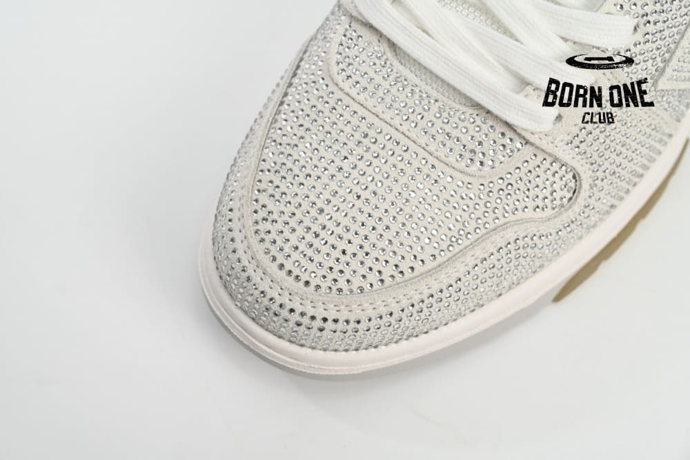 OFF-WHITE Out Of Office Low Tops Strass OWIA259S23LEA0080101