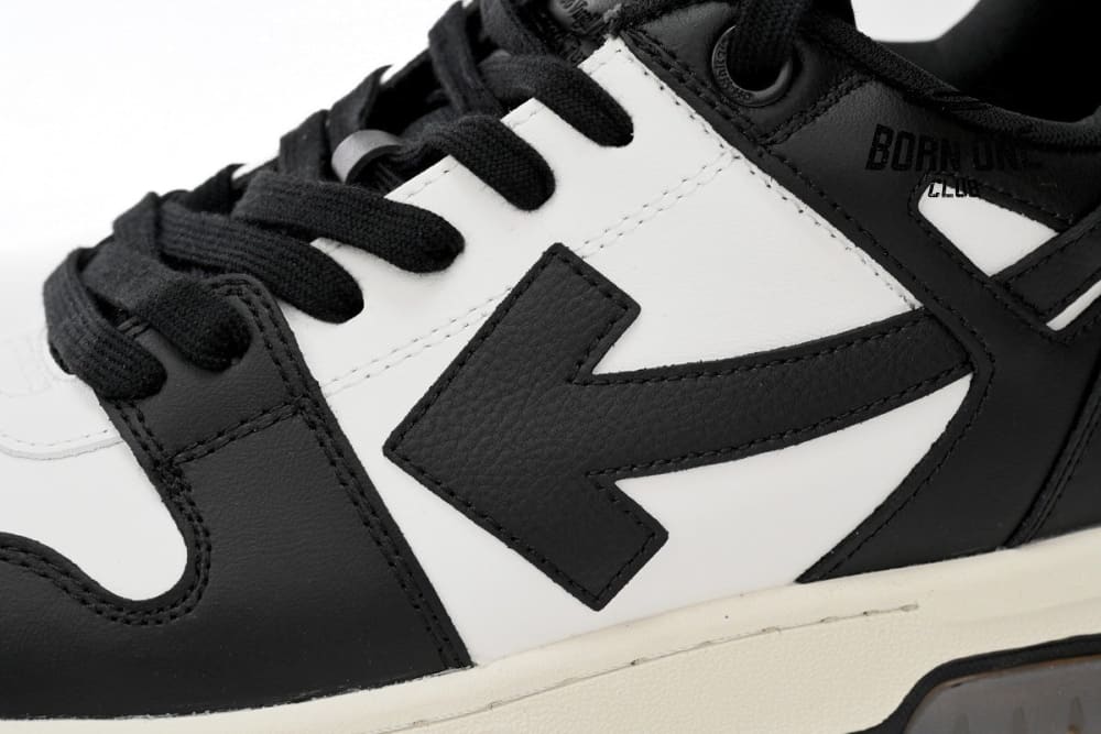OFF-WHITE Out Of Office "OOO" Low Tops Black And White Pandas