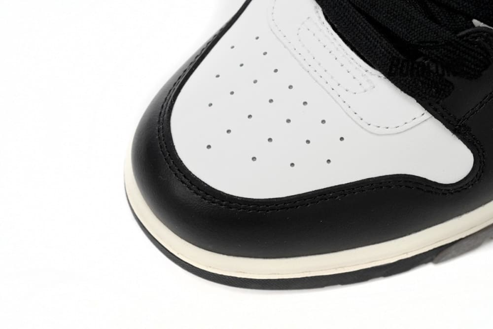 OFF-WHITE Out Of Office "OOO" Low Tops Black And White Pandas
