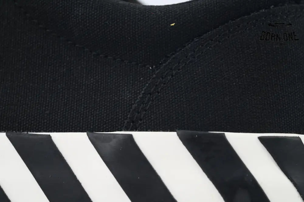 Off-White Vulc Low Black