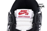 Quartersnacks x Nike Dunk SB Low Zebra DM3510-001