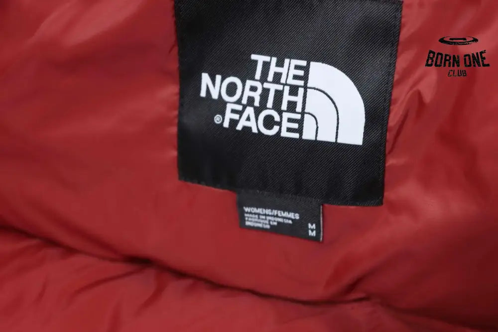 The North Face Nuptse 700 Jaqueta Curta ‘Glossy Red‘