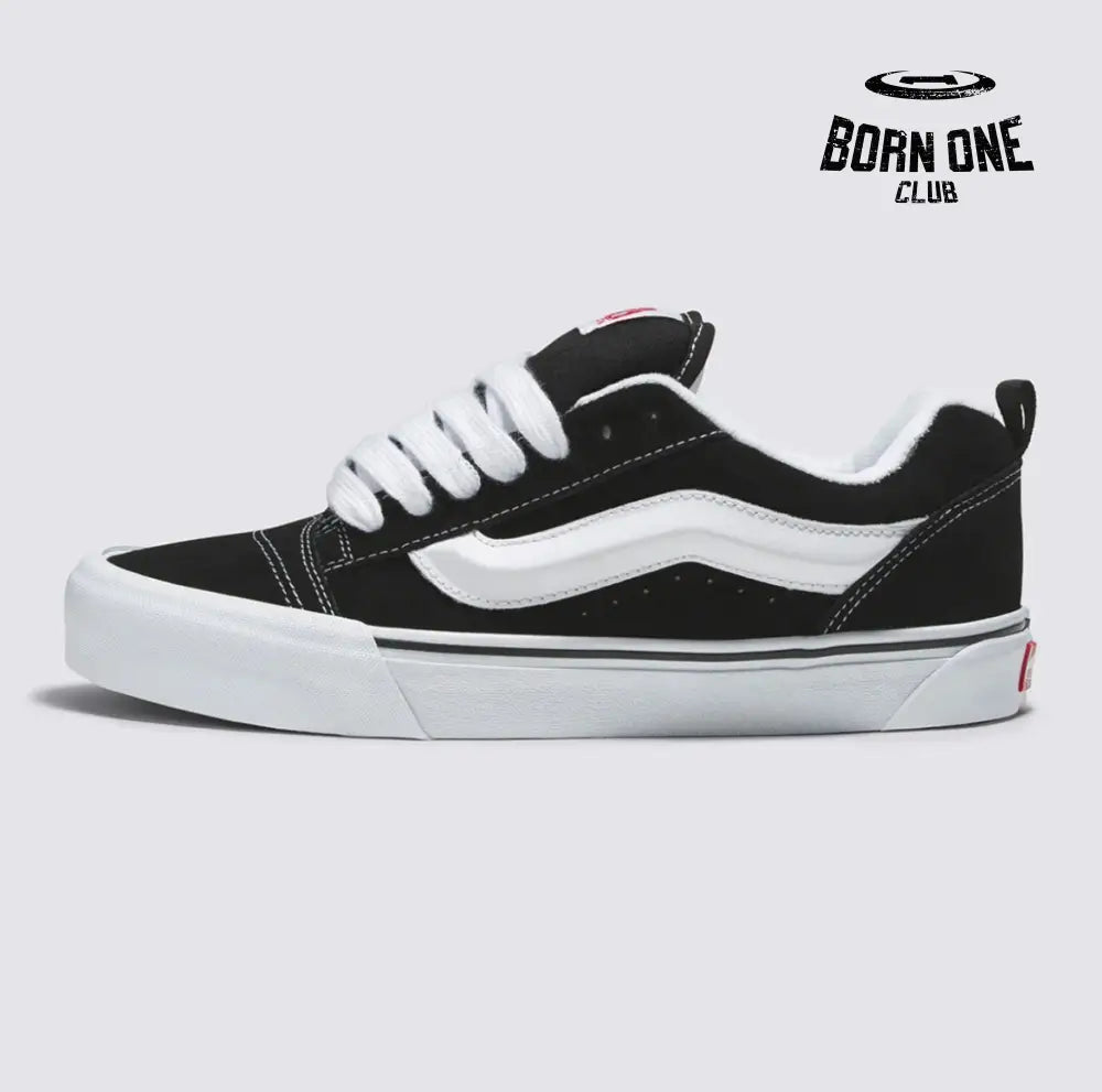Vans Knu‑Skool black and white Vans