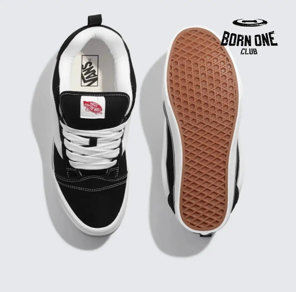 Vans Knu‑Skool black and white Vans
