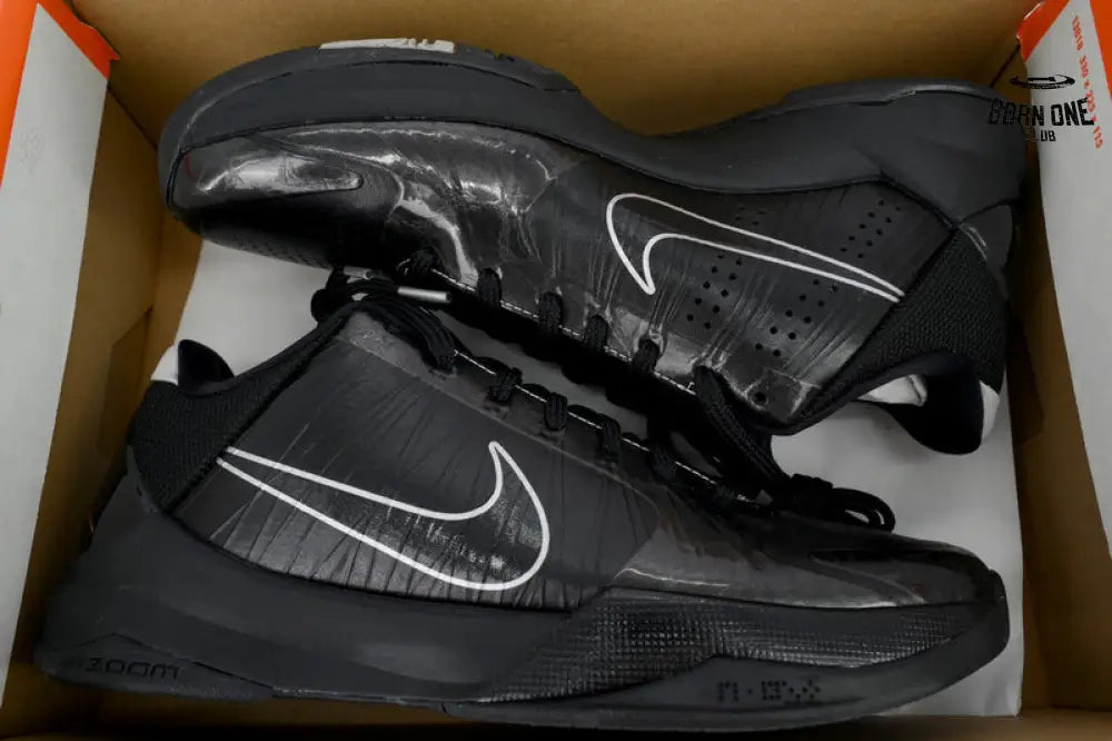 Zoom Kobe 5 'Black Out'